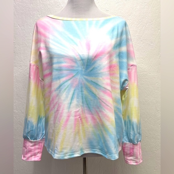 Tops - WOMEN’S Oversized Lightweight Sweatshirt - Size S